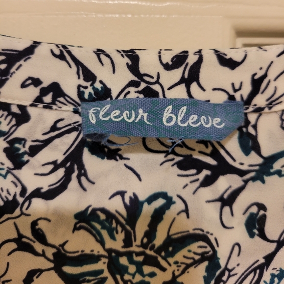 Fleur Bleve white floral 3/4 sleeve tunic style blouse/top plus size 2X - Picture 2 of 4